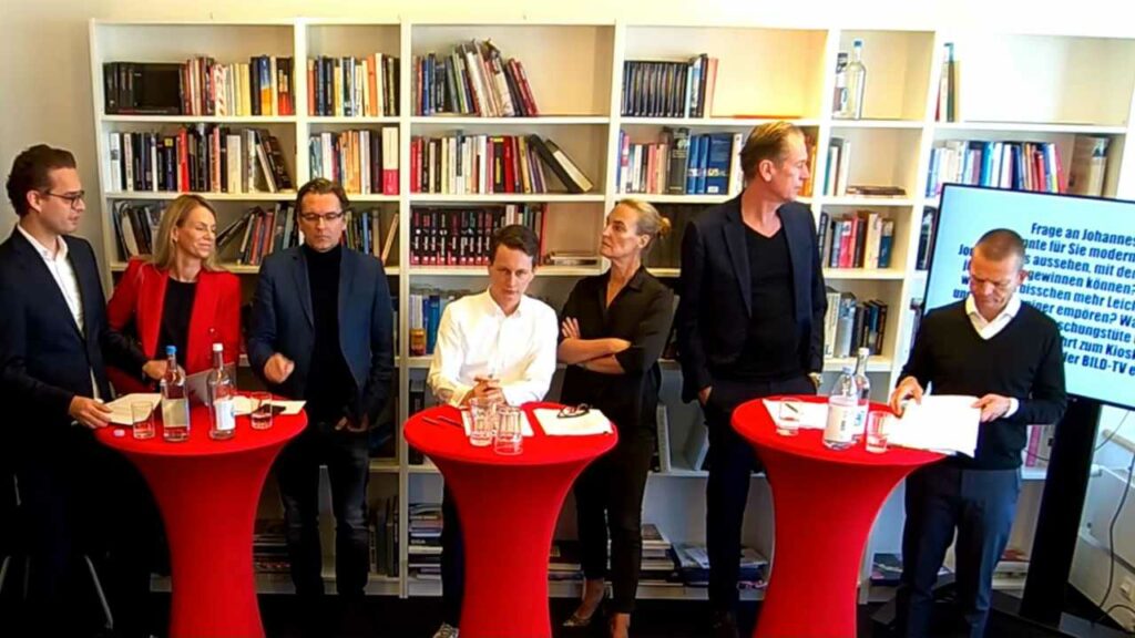 All Hands bei Bild mit Claus Strunz, Mathias Döpfner, Johannes Boie, Alexandra Würzbach, Jan Bayer